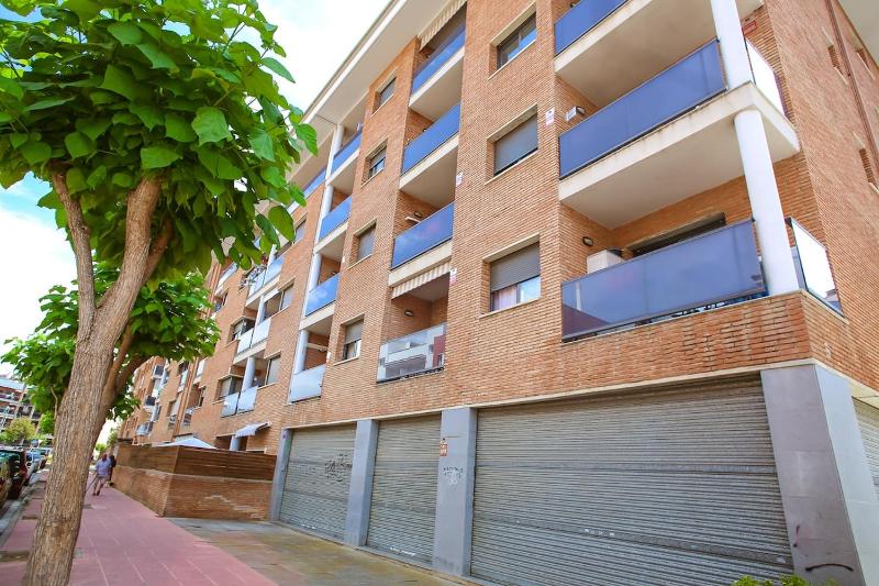 Laura Modern sunny apartment in quiet area - image 27