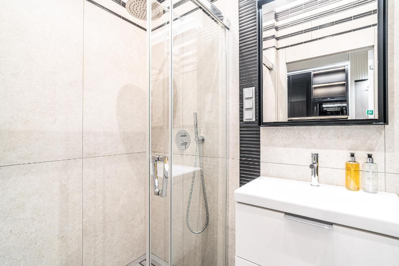 RentPlanet - Apartament Zabrska - image 13