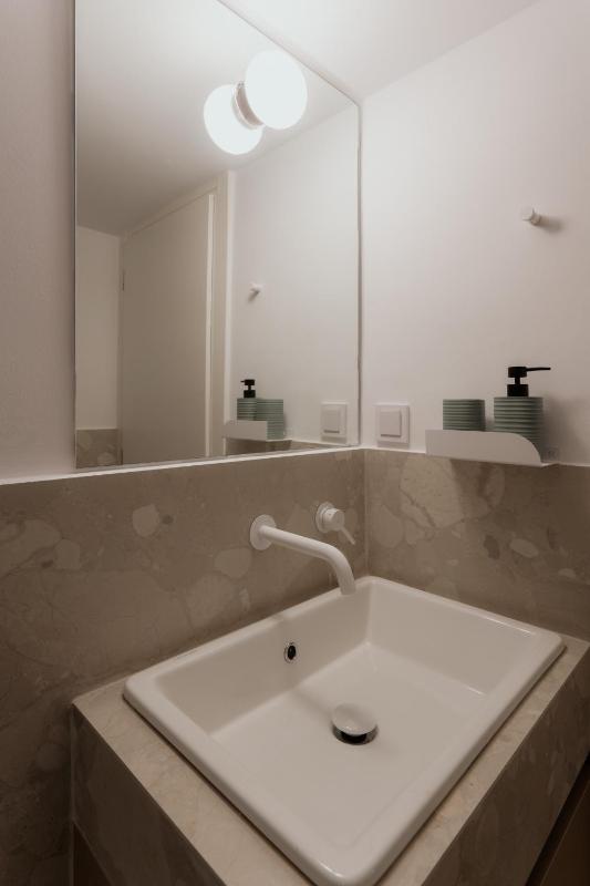 Cozy 2BR Apartment Warm Bright & Steps to Metro - image 6