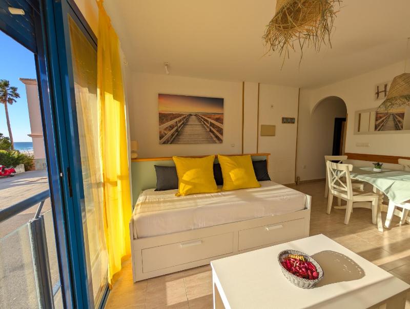 Livingtarifa La Isla - image 11