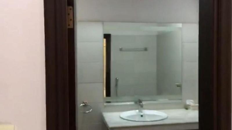 Fully furnished one bed apartment with KITCHEN - image 5
