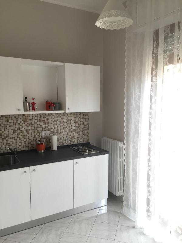 One-Bedroom Apartment image 4