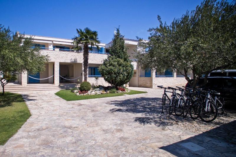Apartments Villa Pina - image 3