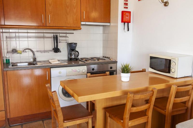 A11 - MarinaPark Hill Beach Apartment - image 17