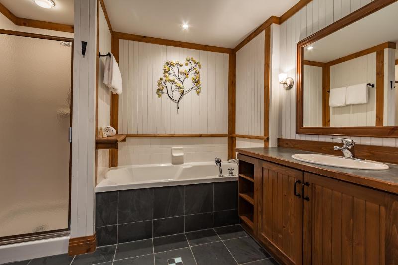 L'Altitude by Rendez-Vous Mont-Tremblant - image 34