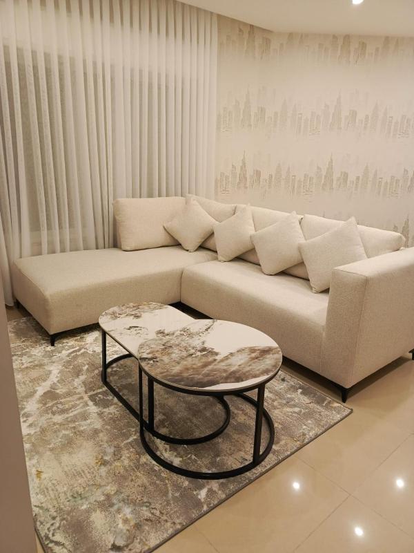 Al yaqoot apartment - image 10