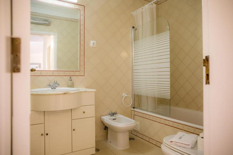 B33 - Praia do Vau Apartment - image 18