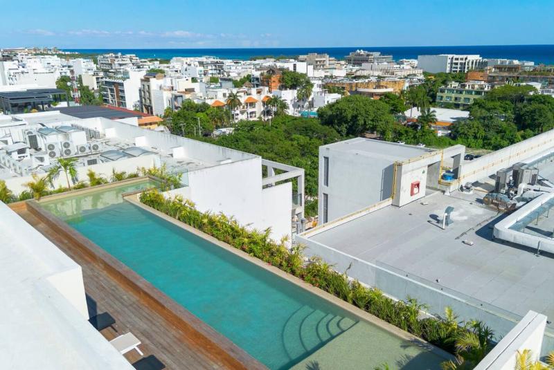 Luxury Studio Gym Co Work Rooftop Pool Beach - image 27