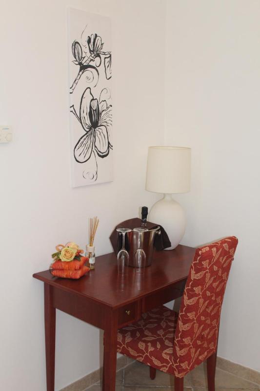 Quadruple Room image 4