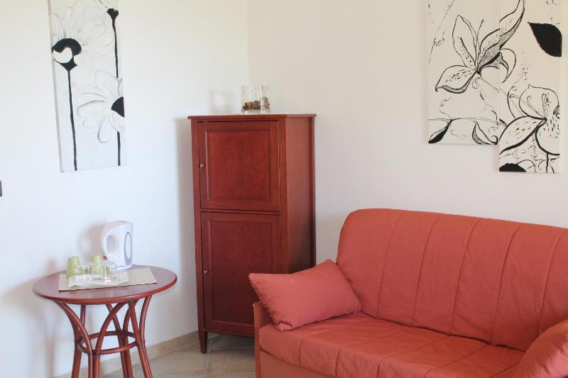 Quadruple Room image 3