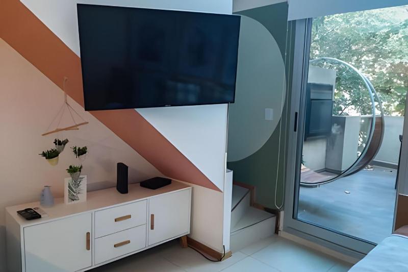 Luminoso loft con parrilla cochera y gran diseño - image 16