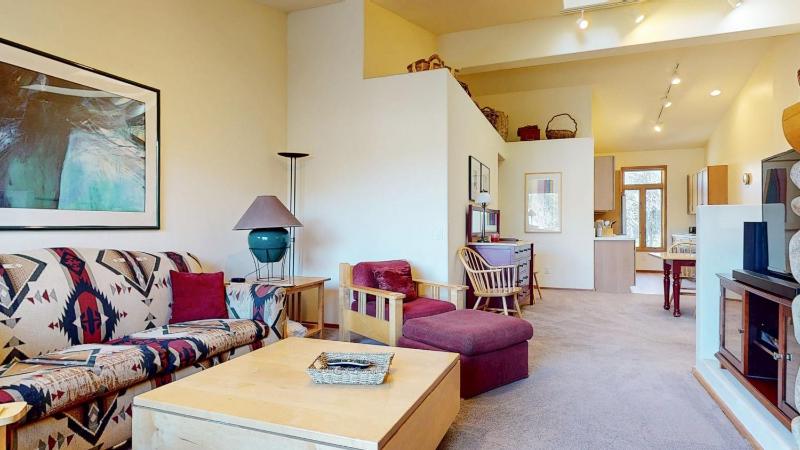 Snowcreek V #933 Townhouse - image 25
