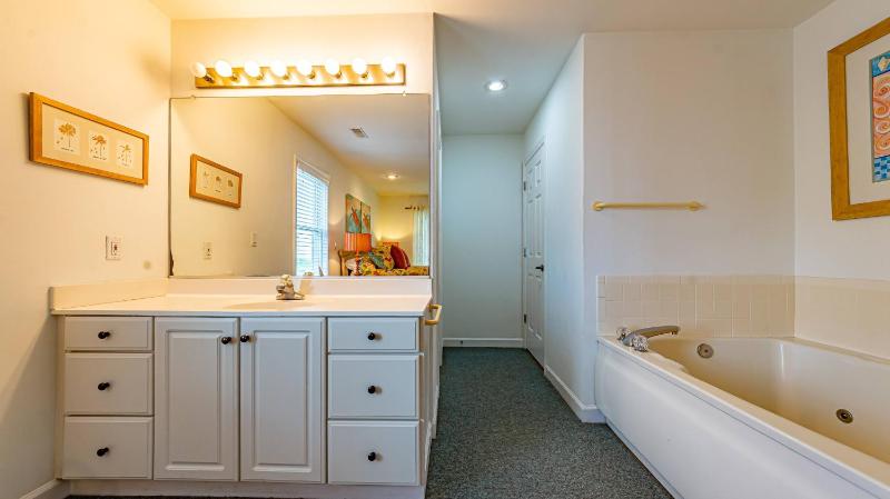 The Nags Header - NH MP 11.5 Oceanfront Pool Hot Tub Pool Table Pets OK Flex Stays - image 22