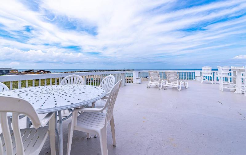 The Nags Header - NH MP 11.5 Oceanfront Pool Hot Tub Pool Table Pets OK Flex Stays - image 28