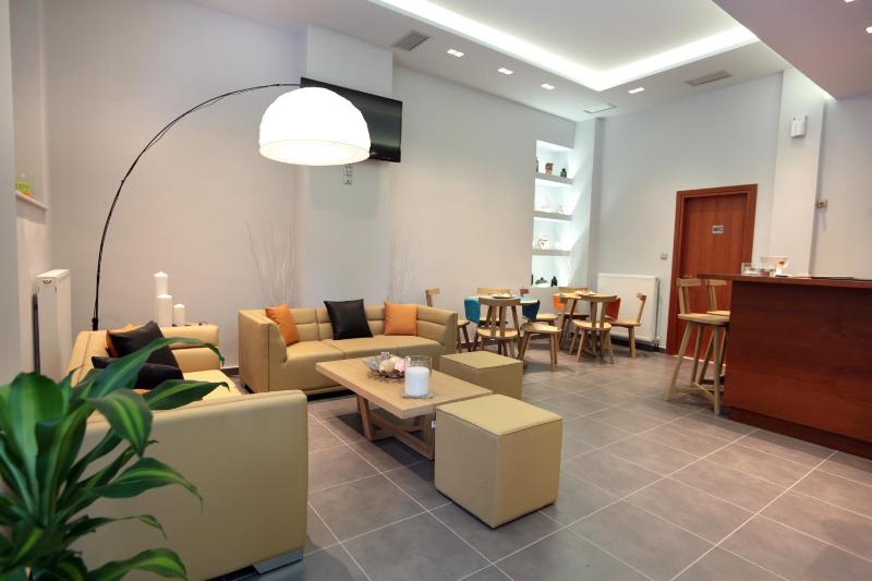 Meni Apartments - image 2
