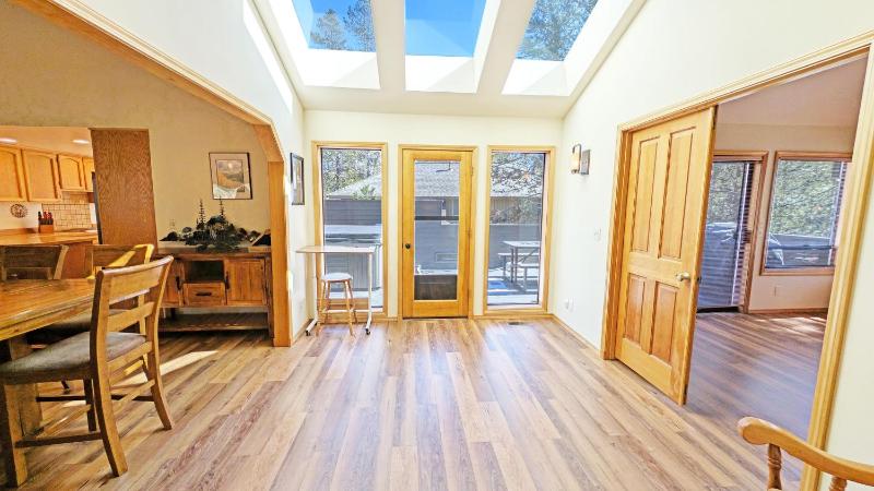 Alpine Hot Tub Retreat with SHARC Access - image 13