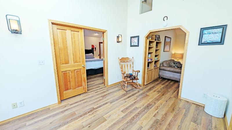 Alpine Hot Tub Retreat with SHARC Access - image 11