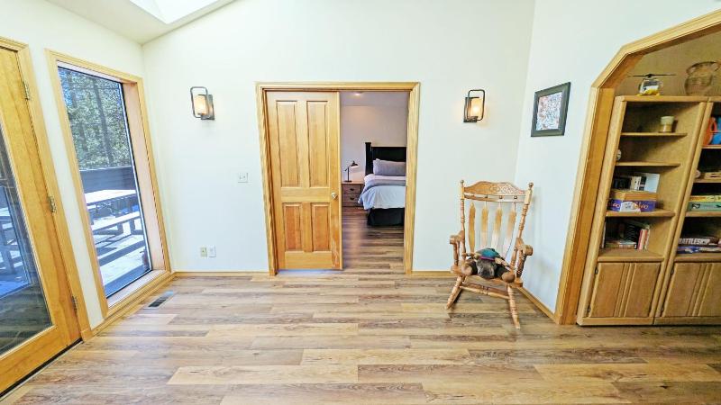 Alpine Hot Tub Retreat with SHARC Access - image 12