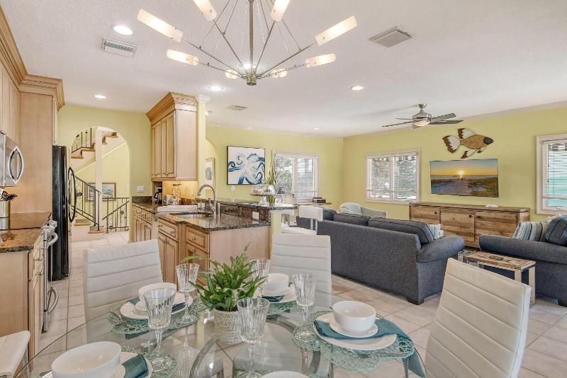 Monarch Villa - 5542 W - image 12