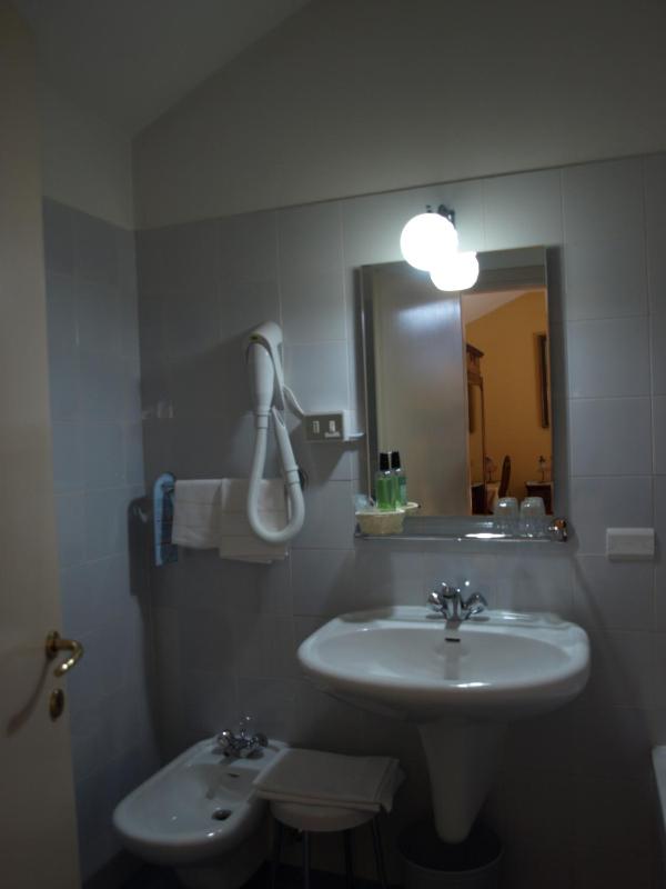 Double Room - Attic image 2