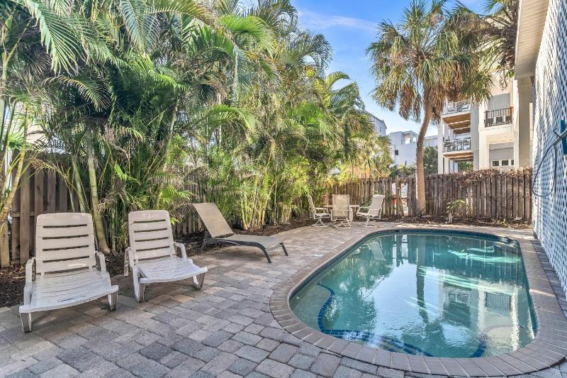 Beachside Haven - 650C - image 24