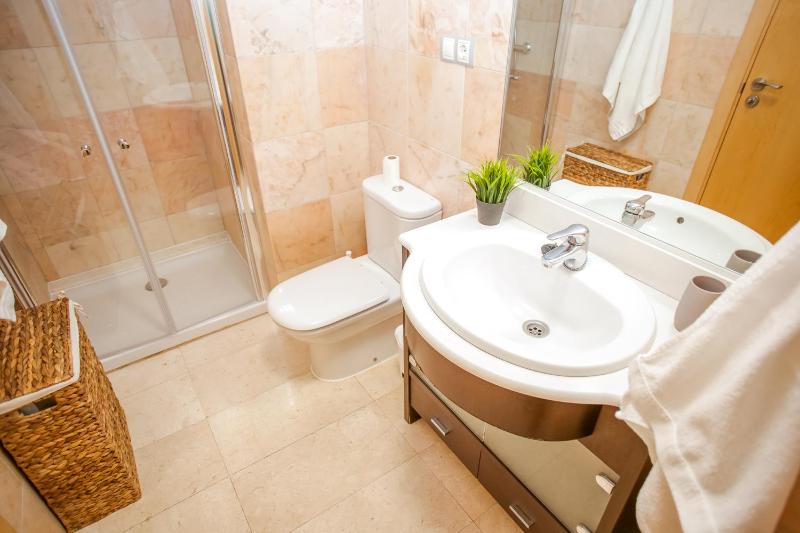 Florida Spacious luxury apartment renovated 2025 - image 14