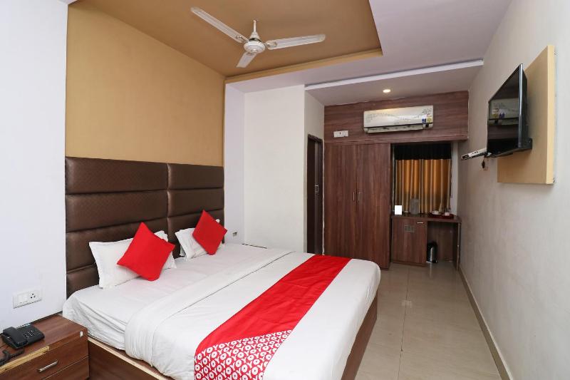 Super Hotel O by OYO Surya Continental - image 8