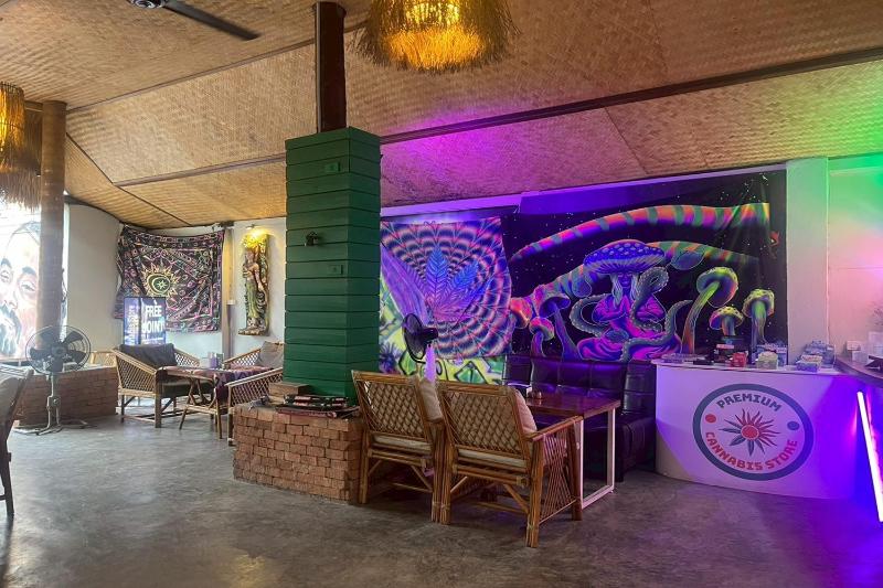 Noahs Ark Bar Restaurant Hostel - image 15