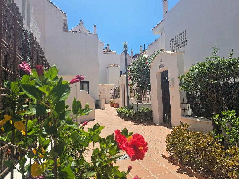 Maestranza Oasis Marbella by Lica Homes - image 25