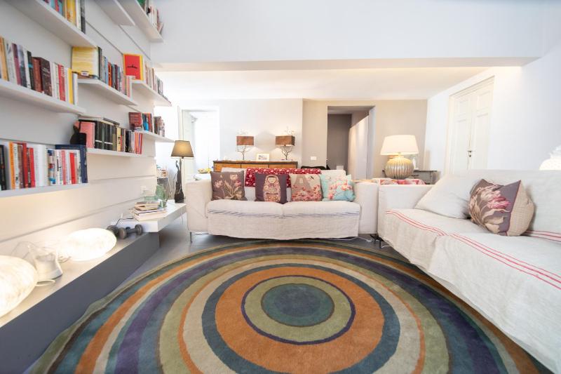 Arcobaleno Apartment in Center Town with Terrace - image 17