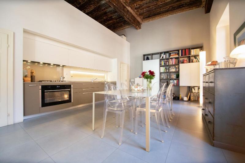 Arcobaleno Apartment in Center Town with Terrace - image 45