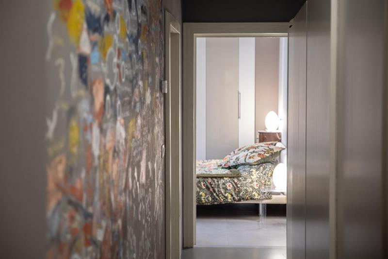 Arcobaleno Apartment in Center Town with Terrace - image 16