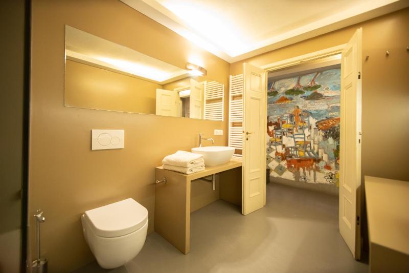 Arcobaleno Apartment in Center Town with Terrace - image 2
