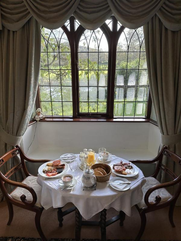 Abbey Farm Bed And Breakfast - image 8