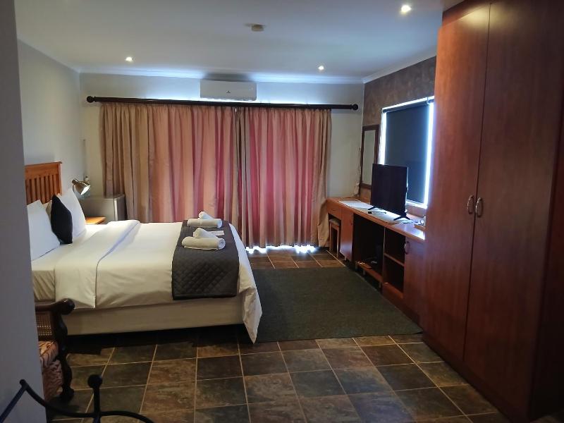 The Albatros Guesthouse - image 16