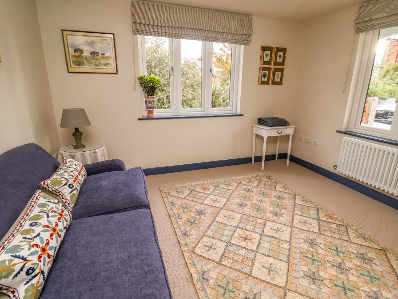 52 Lee Road - image 11