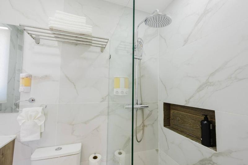 Stylish 2BD Apt in Cocotal - image 29