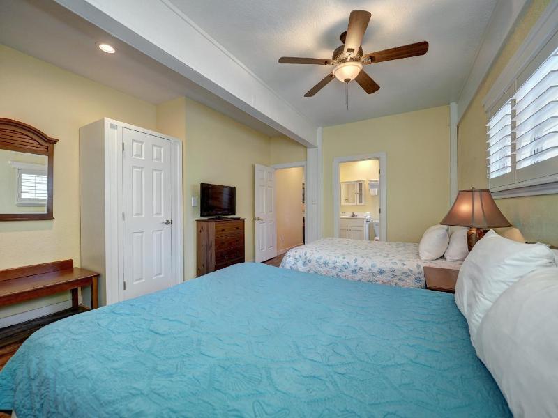 Seashell Village Resort near the beach - image 12