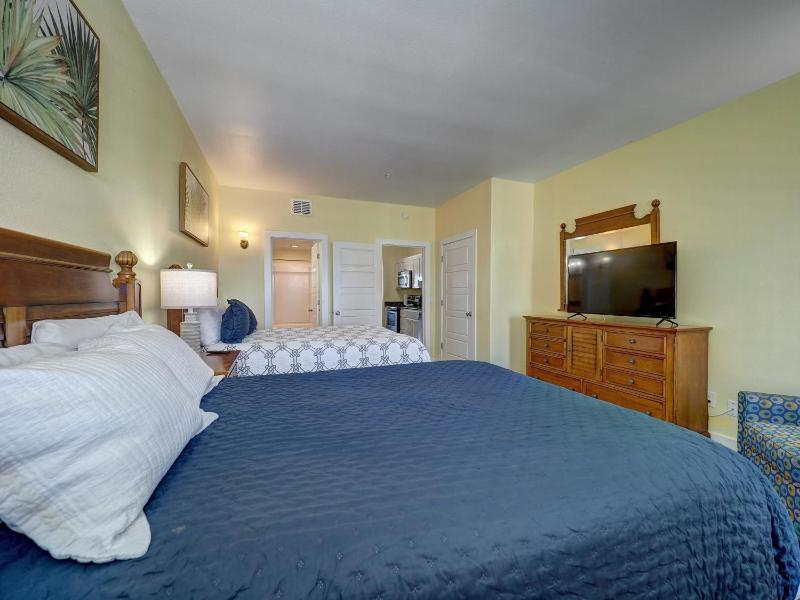 Seashell Village Resort near the beach - image 31