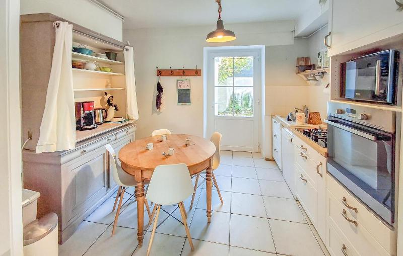 3 Bedroom Cozy Apartment In Carnac - image 25