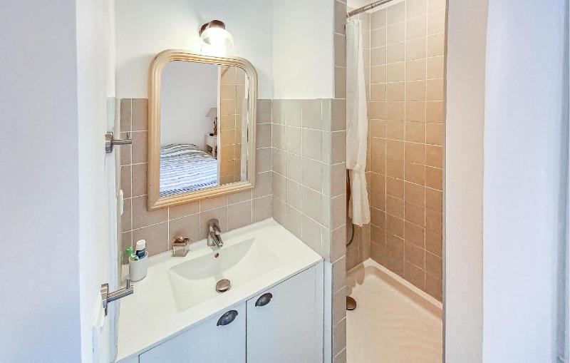 3 Bedroom Cozy Apartment In Carnac - image 20