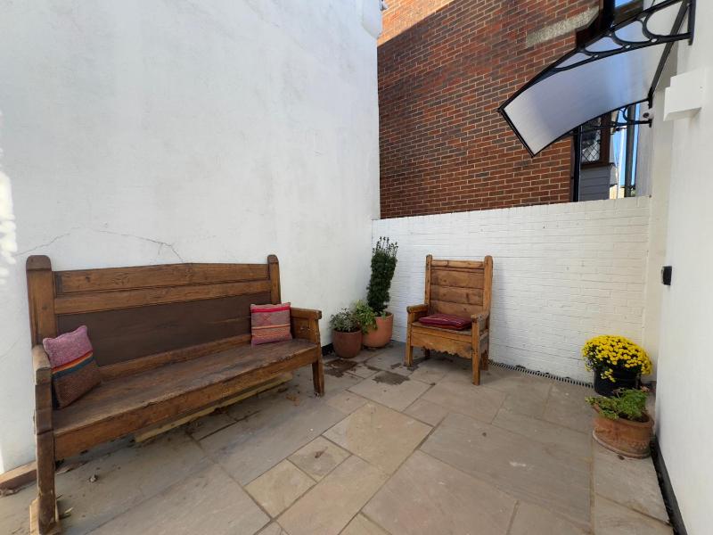 Bohemian Beach Cottage - image 8