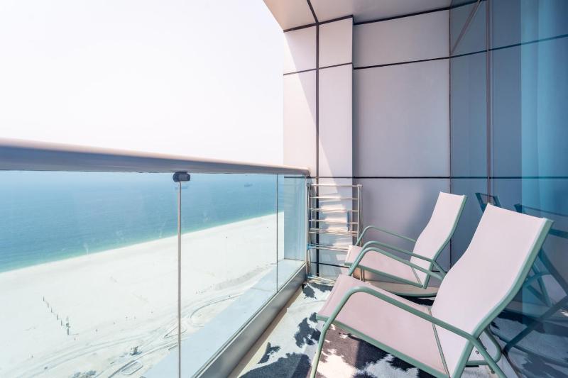 Beachfront luxurious sea view - image 9