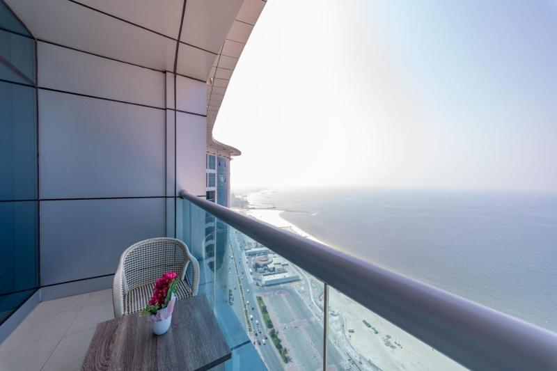 Beachfront luxurious sea view - image 10