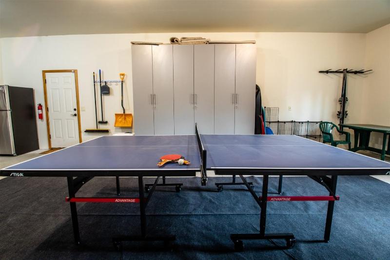 Tokatee Large Home with Hot Tub & Ping Pong - image 48