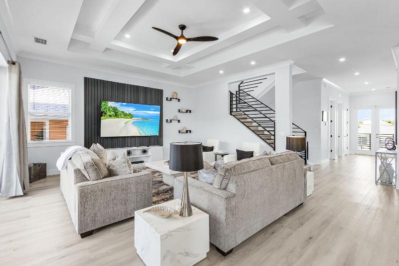 141 Brand New Luxury 6BR 6BA Build with Heated Pool! home - image 35