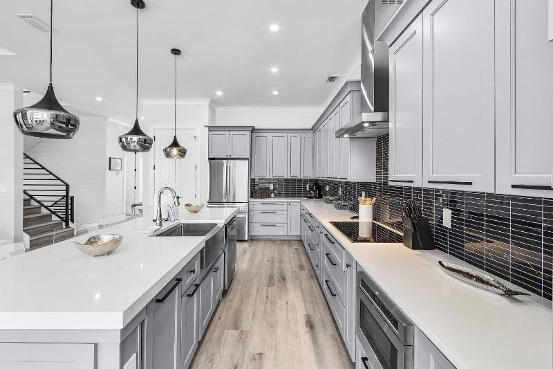 141 Brand New Luxury 6BR 6BA Build with Heated Pool! home - image 48