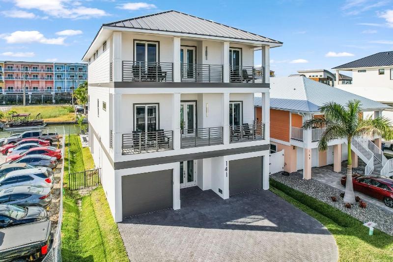 141 Brand New Luxury 6BR 6BA Build with Heated Pool! home - image 45