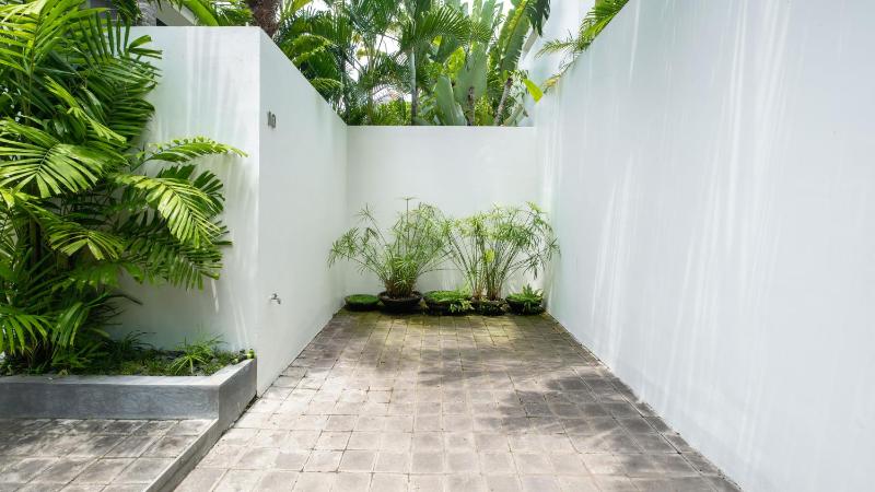 Villa Merta Sari 10 by Villa Finder - image 10