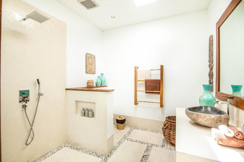 Canggu 400m to Beach Escape 4br Designer villa - image 25
